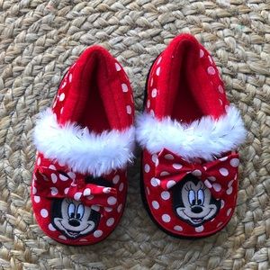 Minnie Mouse Slippers - Red and White - 5/6